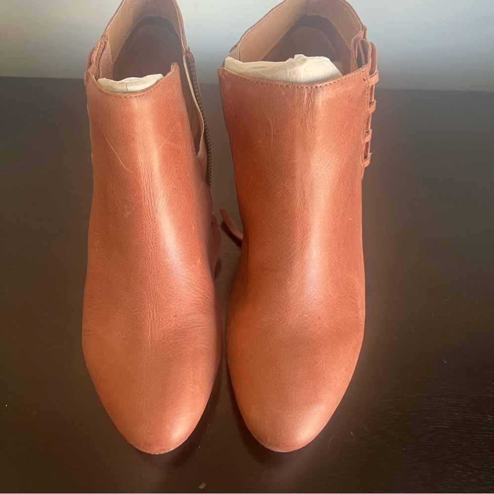 Latigo Leather Ankle Booties Lace Up Back Side Zip Block Heel Brown Size 9.5